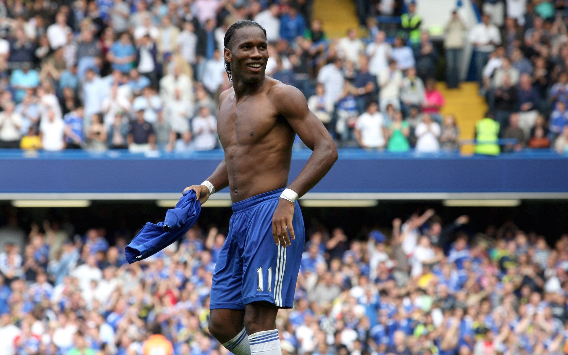 “青少年足球产业链不断完善，行业潜力巨大”，青少年足球发展趋势